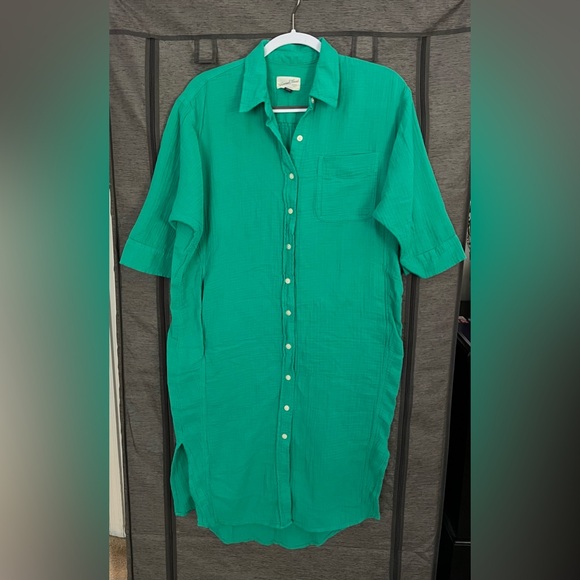 Women's 3/4 Sleeve Midi Shirtdress - Universal Thread - Picture 2 of 4